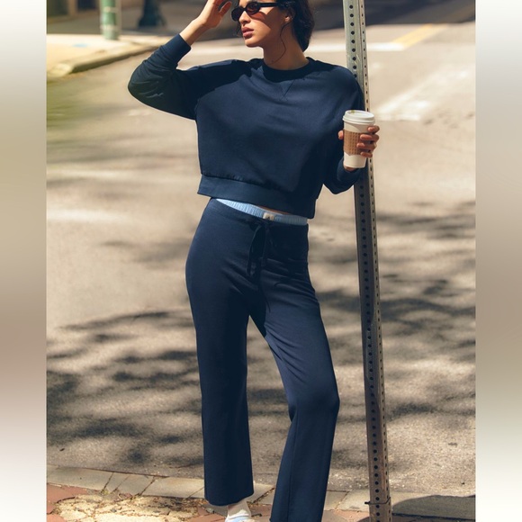 Anthropology Stateside Fleece Cropped Sweatpants - Picture 2 of 15